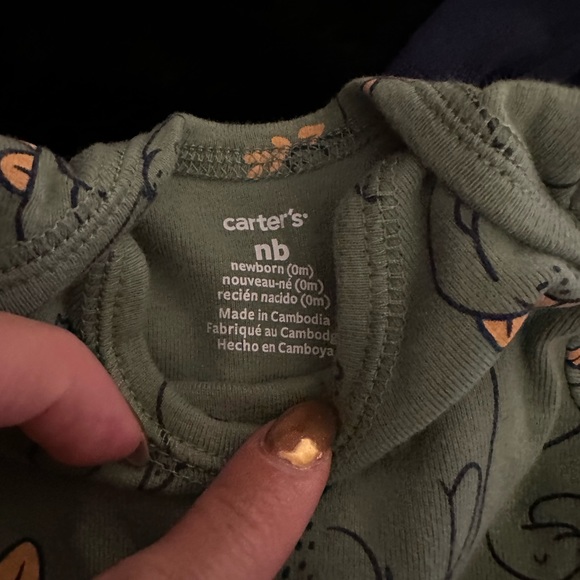 Bundle of 5: 2 dino suits with matching hat, heart breaker onesie and pants. - Picture 2 of 5